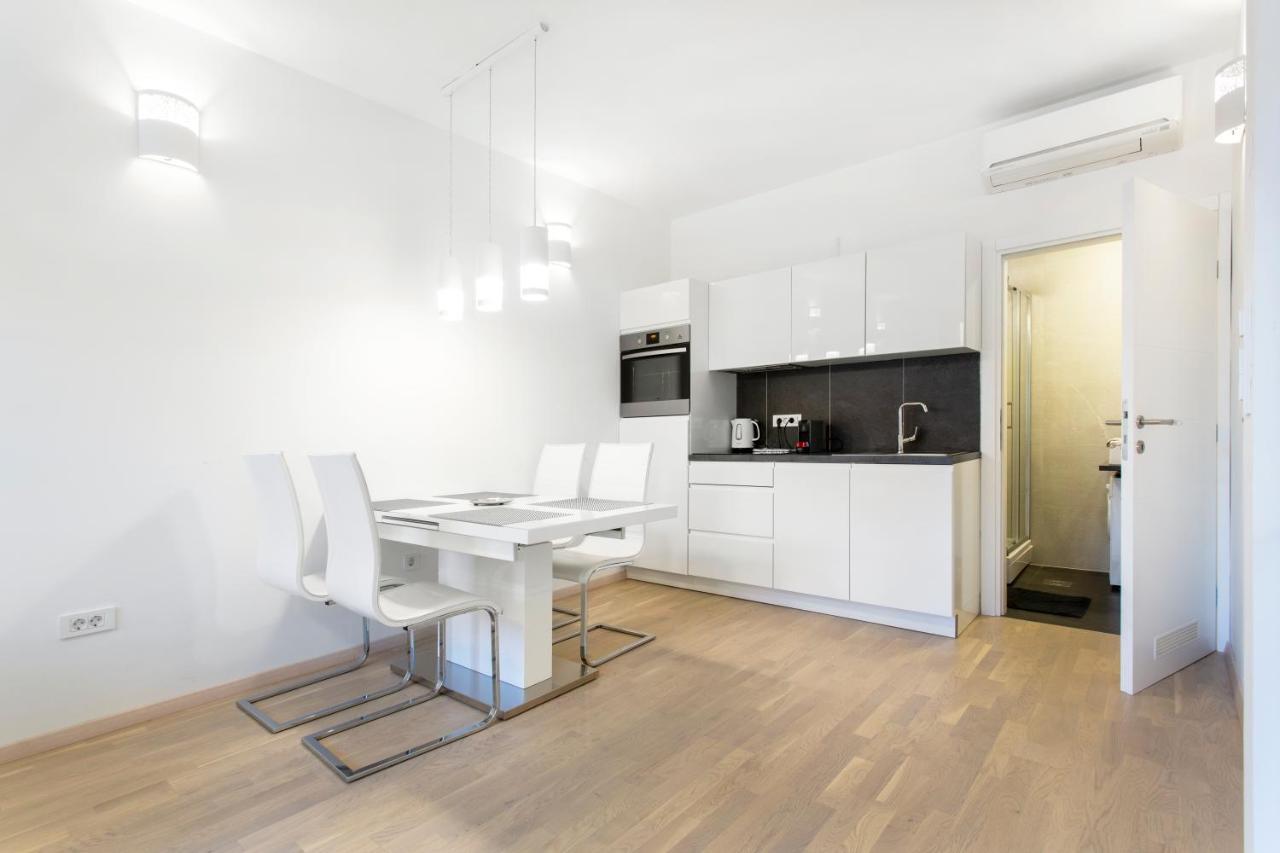 Urban Style Apartments By Loft リュブリャナ エクステリア 写真